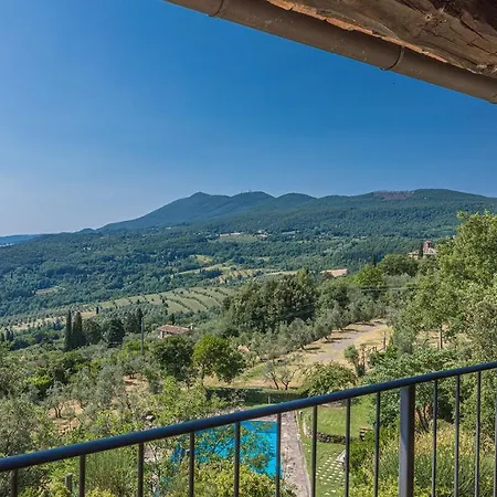 Villa L'alcova 8&2, Emma Sarteano