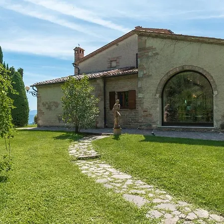 Villa L'alcova 8&2, Emma *