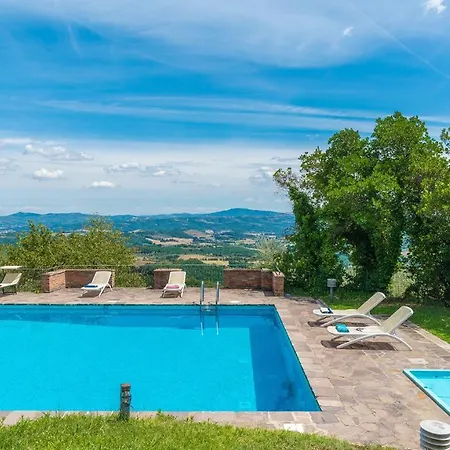 Villa L'alcova 8&2, Emma Sarteano