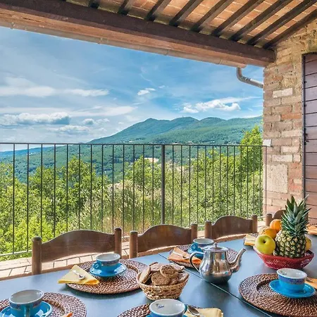 Villa L'alcova 8&2, Emma Sarteano