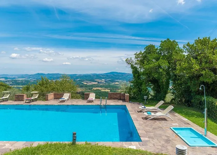 Villa L'alcova 8&2, Emma Sarteano